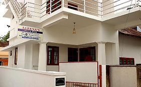 Aleenas Homestay